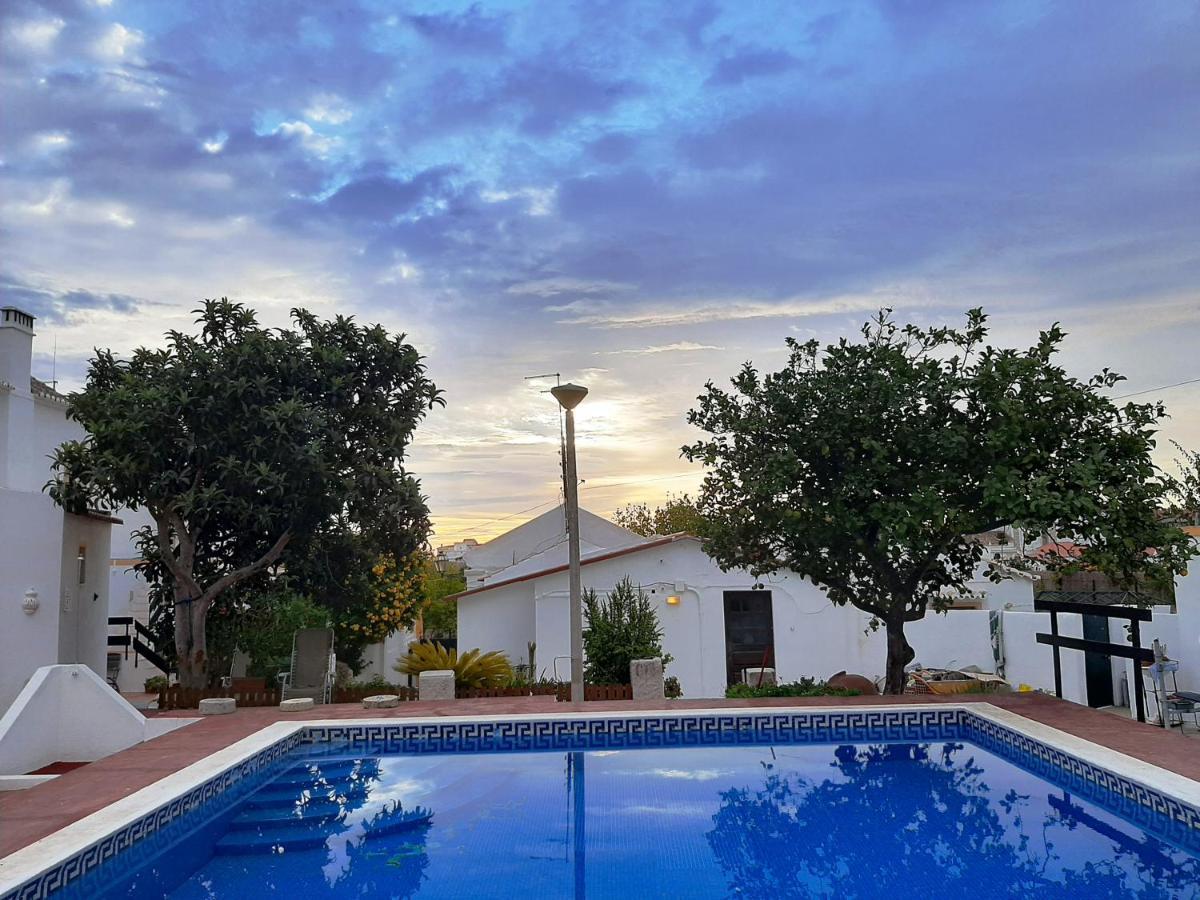 Apartamentos A Cerca Lagos Bagian luar foto