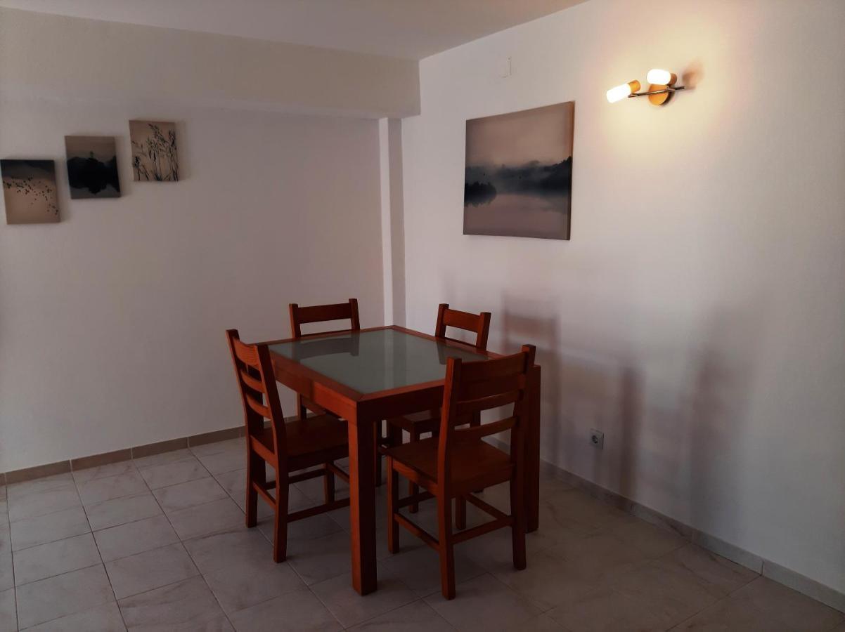 Apartamentos A Cerca Lagos Bagian luar foto